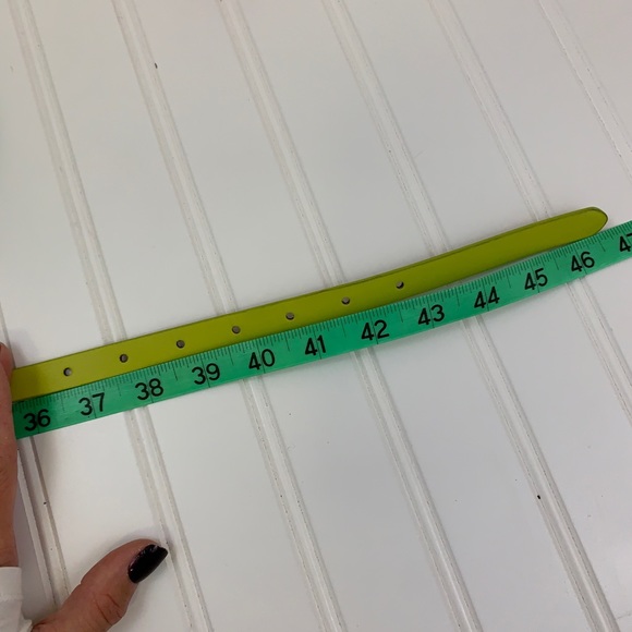 Lime green vegan belt bag! - Picture 4 of 7